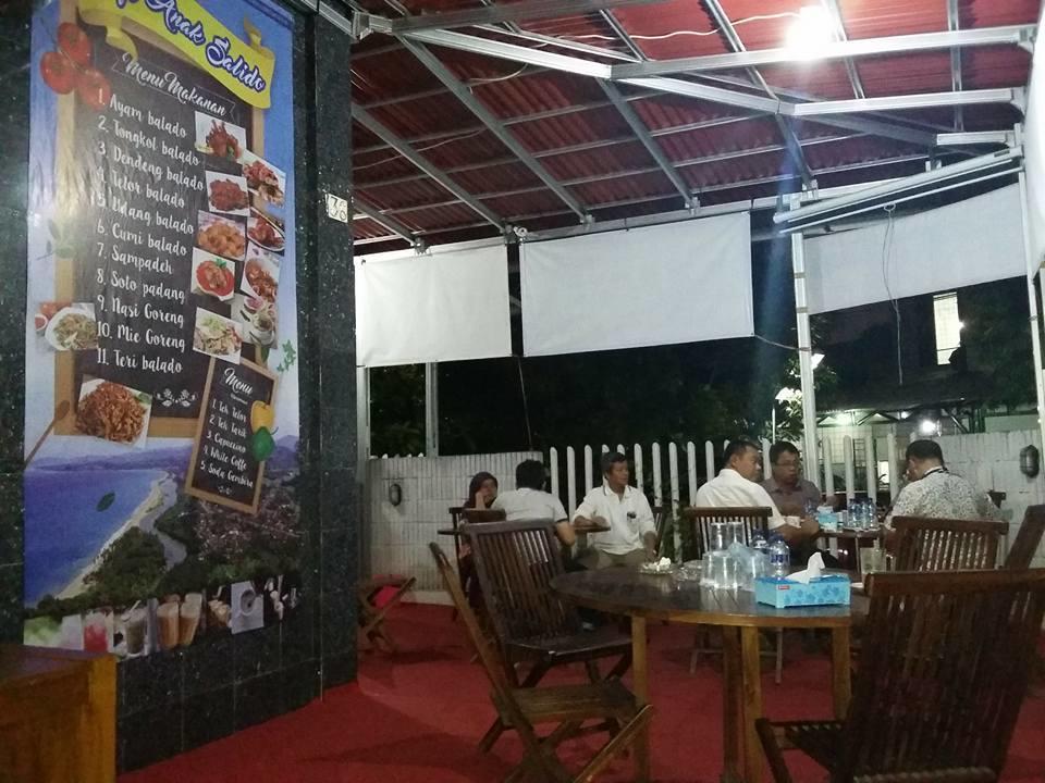 Mayestik Guest House Syariah Jakarta Exterior photo